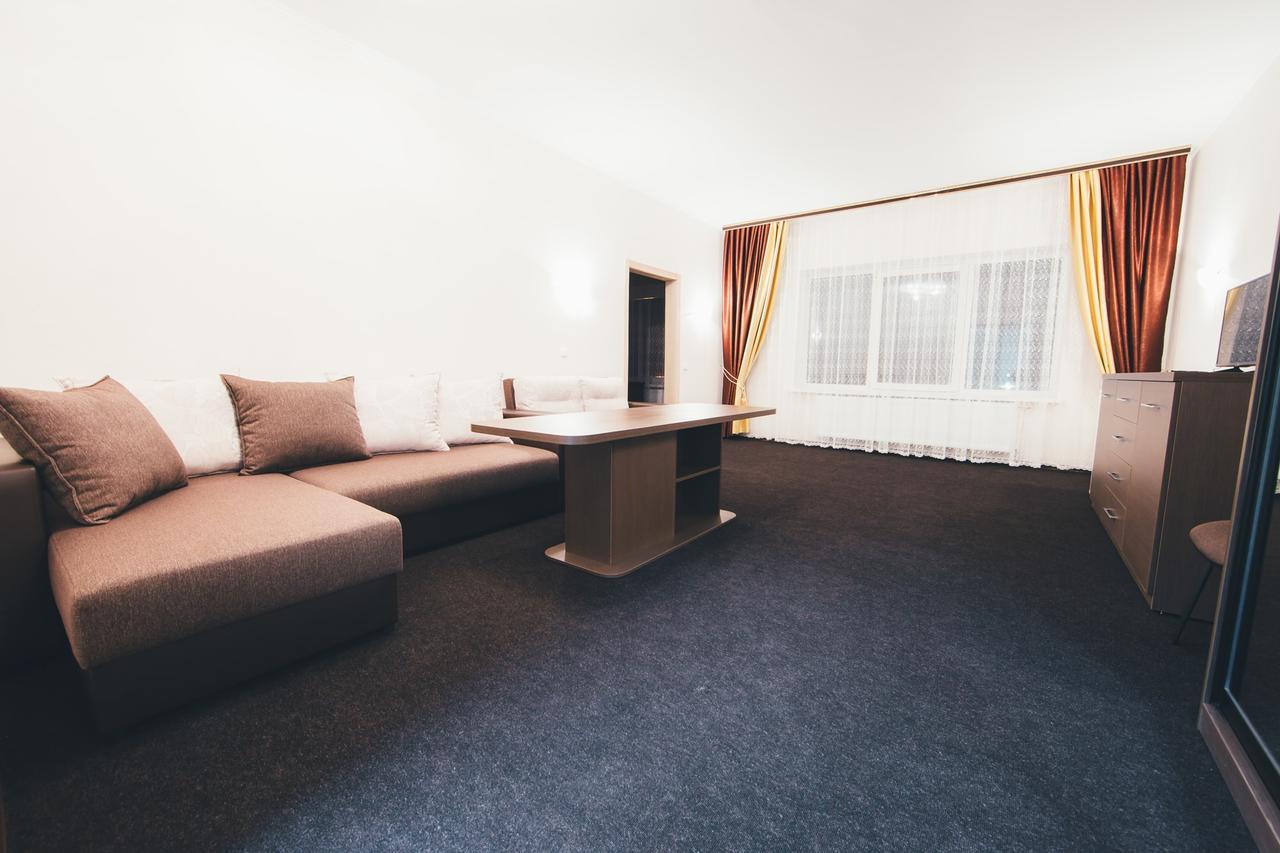 Sunhotel Astravyets Екстериор снимка