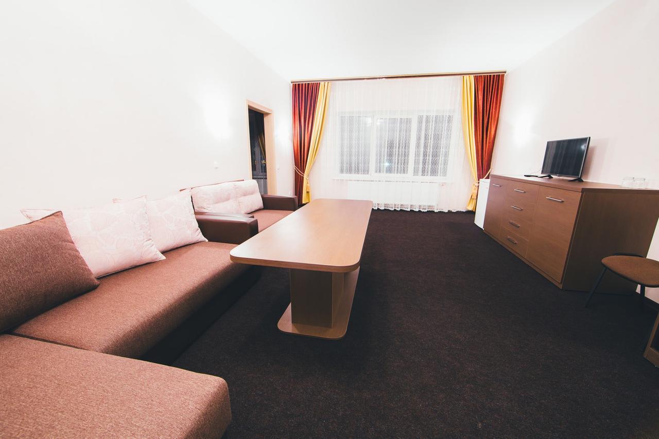 Sunhotel Astravyets Екстериор снимка